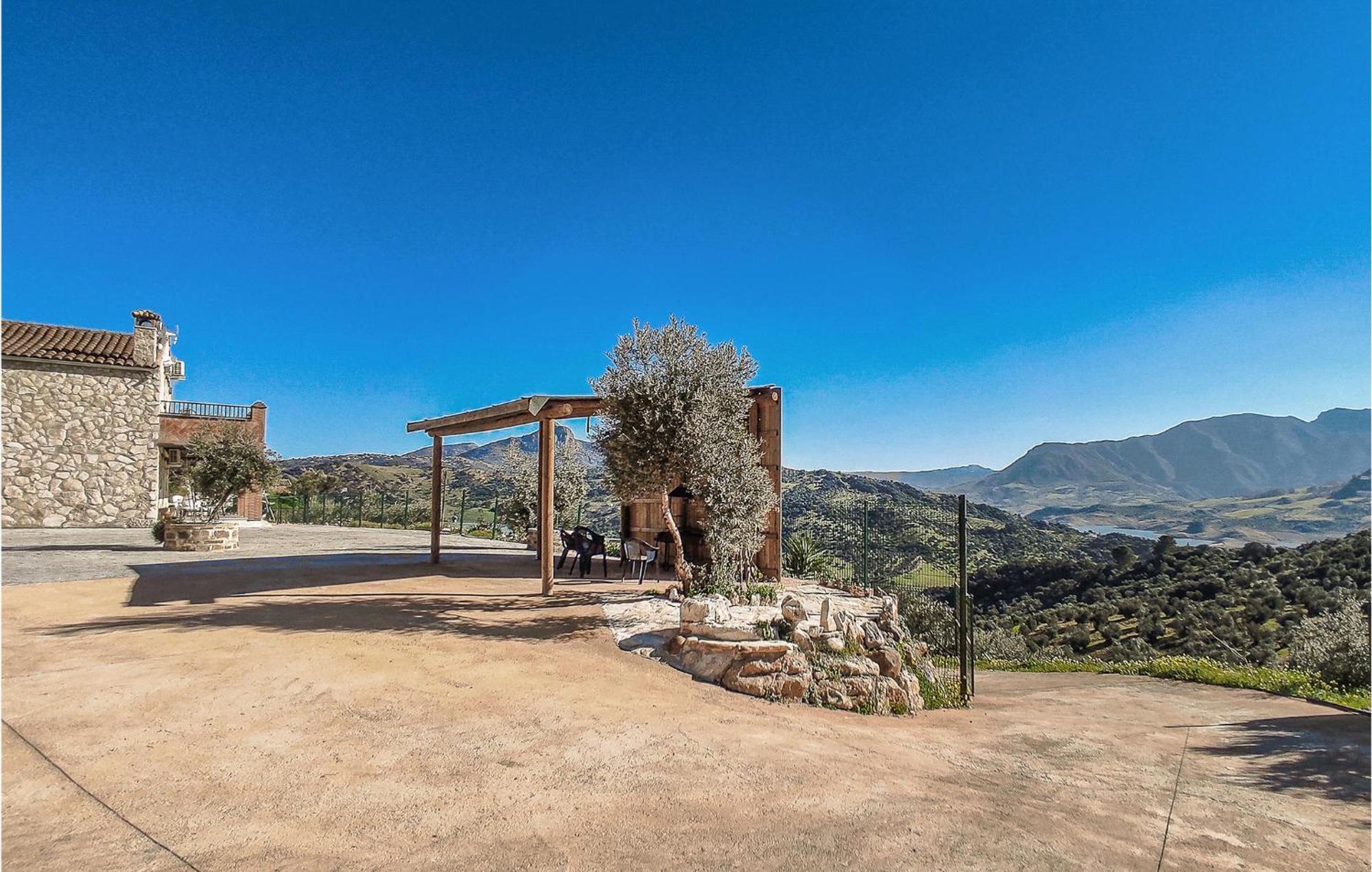Gorgeous Home In Algodonales With Kitchen Kültér fotó